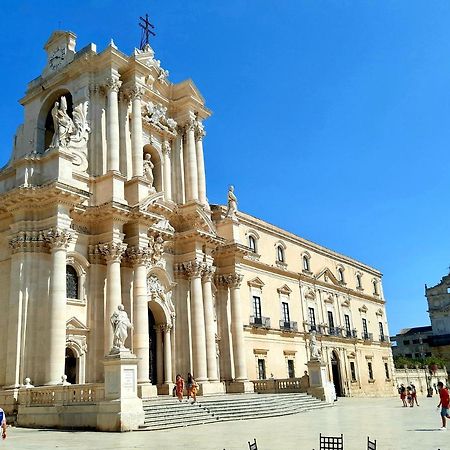 Elegante Appartamento In Palazzo Storico Ortigia Συρακούσες Εξωτερικό φωτογραφία