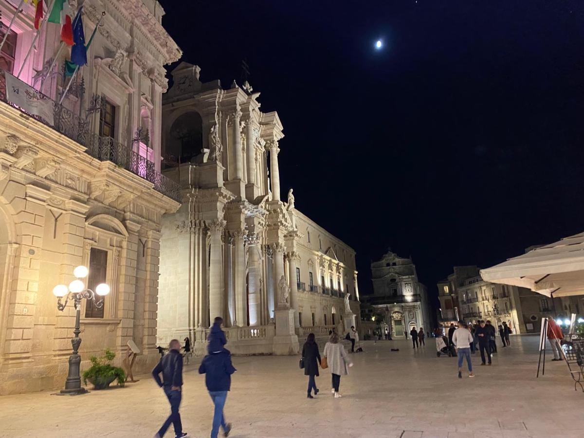 Elegante Appartamento In Palazzo Storico Ortigia Συρακούσες Εξωτερικό φωτογραφία