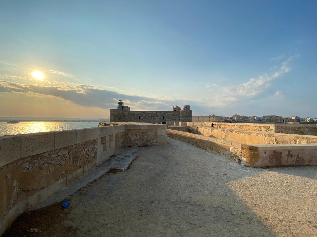 Elegante Appartamento In Palazzo Storico Ortigia Συρακούσες Εξωτερικό φωτογραφία