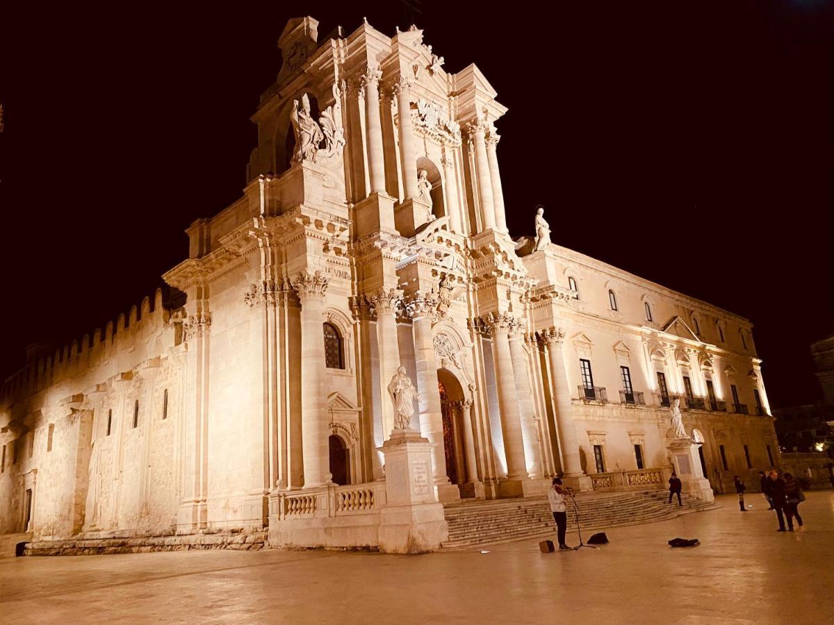 Elegante Appartamento In Palazzo Storico Ortigia Συρακούσες Εξωτερικό φωτογραφία